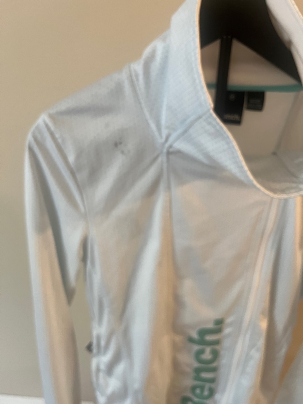 Bench White Running jacket, lightweight - Picture 6 of 9